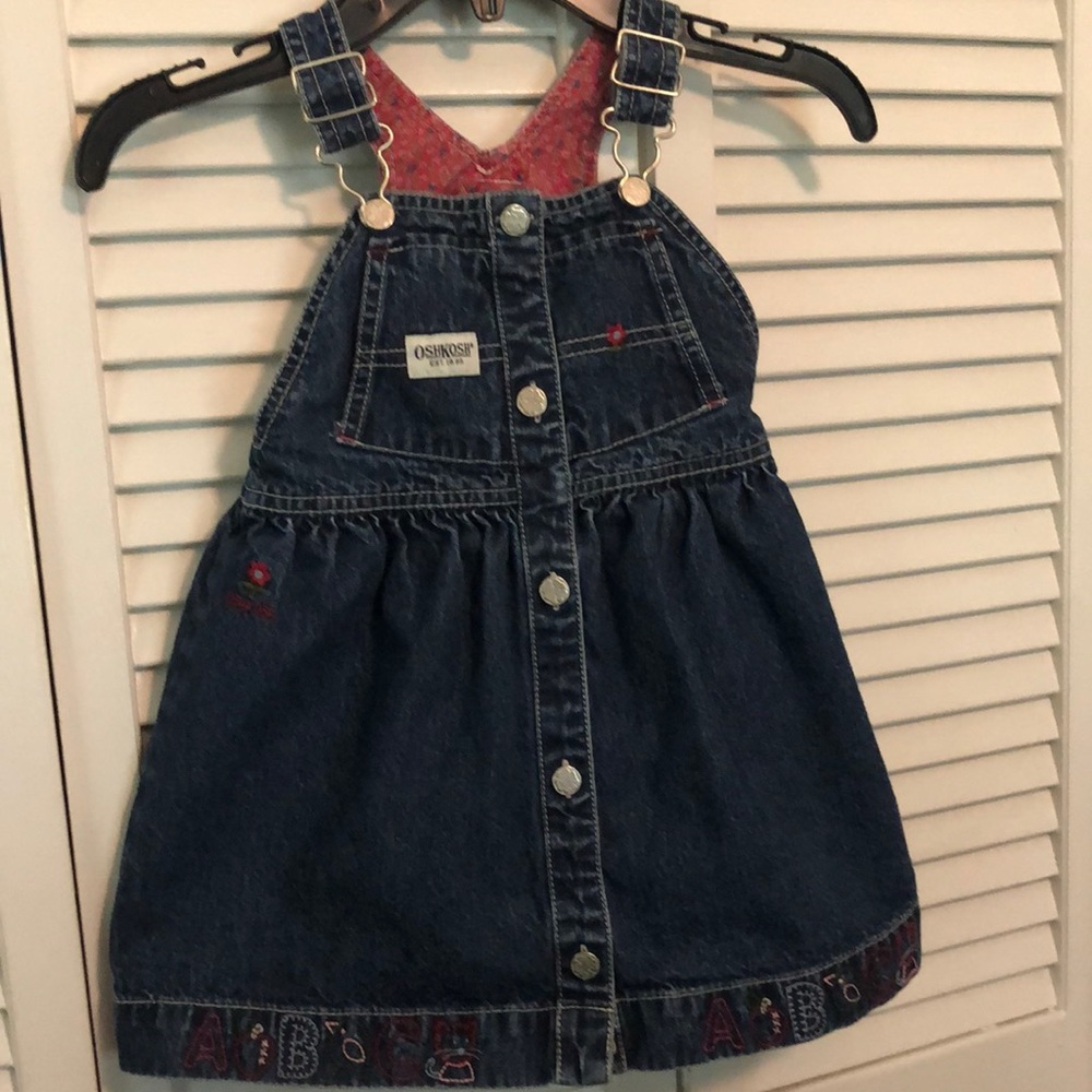 Oshkosh Blue Denim jumper in great condition size 24 months